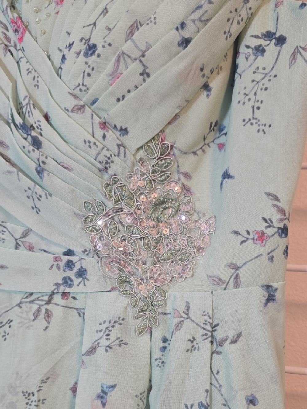 Formal Dress NWT Mint Green Floral High-Low Chiffon Dress Beaded Waist Size 8 - Picture 5 of 16